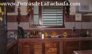 Cerca del puente de 100