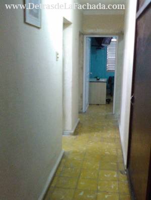 Ave. 233 No. 21038, e/ 235 y 216, Fontanar