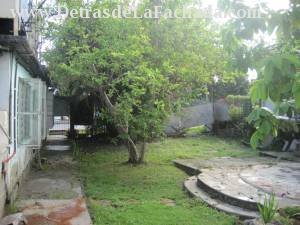 Carretera Central e/ Mangos y B