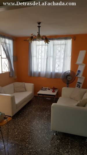 Carretera del Asilo, casa nr.8A e/ Los Pinos y Naval, Casablanca