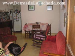 Calle E entre 4ta y 5ta Barrio Obrero