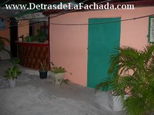 Sufficiency of the courtyard and part of the bar r