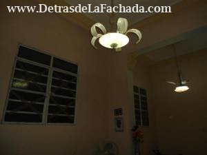 calle Leonor entre clz de buenos aires y carvajal, cerro, la habana cuba