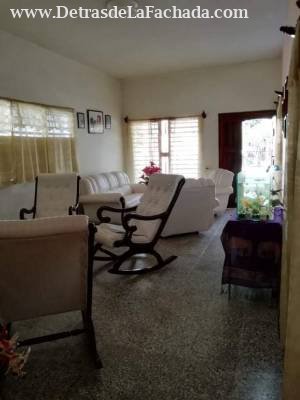 Calle 3. No. 3 entre línea y 2 Santa Lucia, C. P. 77600