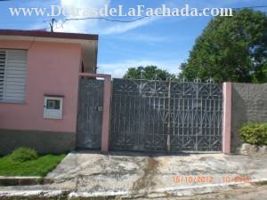 Venta de Casa en Versalles Matanzas Cuba - Detras de la  - calle  45, esquina 228.