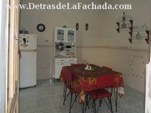 Calle Medio entre Dos de Mayo y America