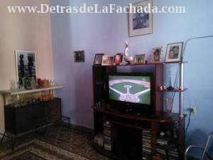 Small room to watch TV.