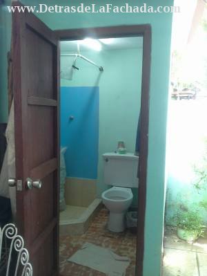 Calle Mario Muñoz # 9A e/ Concha y Carlos Rojas.