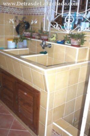 Laundry room (terrace)