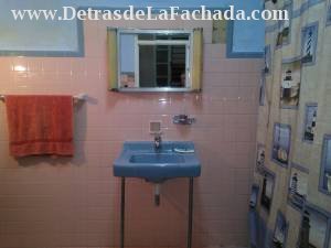 San Alejandro # 26604 entre Navia y Vera.