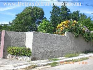 calle 45, esquina 228.