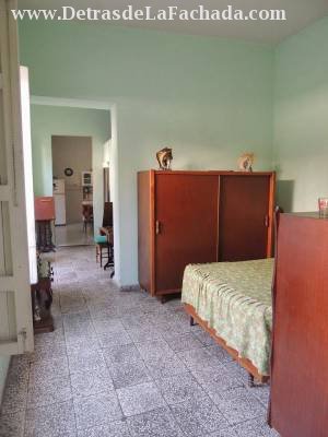 Calle Medio entre Dos de Mayo y America