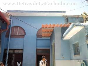 Inner courtyard with room apart