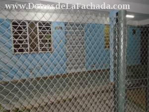 Cerca pirlex del frente