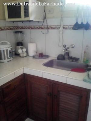 Calle 10 entre c y lindero