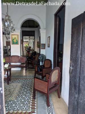 Juan Gualberto Gomez # 55Sur entre Dolores y Cesar Salas