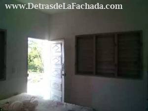 Calle 5ta del Ferrocarril #5A. Sector Campesino.