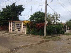 Fachada de la casa, esquina Alfredo Ferrer y Calle