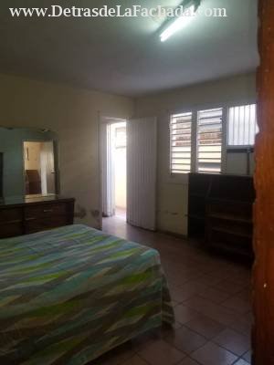 Santa Rosa No 262 e/ Mejorana y Padre Pico