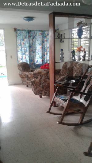 Mariana Grajales y Ave.Patria