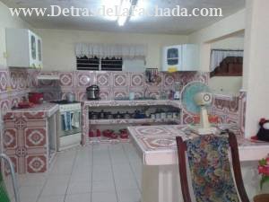 calle 8 #210, entre D y E