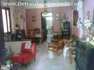 Sala con comedor, muy grande