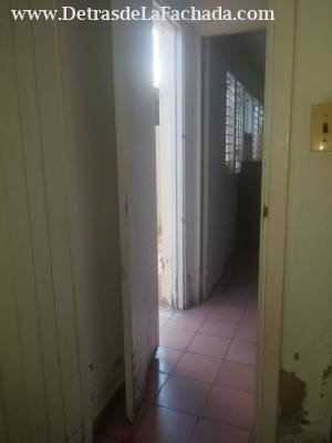 Santa Rosa No 262 e/ Mejorana y Padre Pico