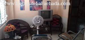 Calle Cañedo no.12, entre Escario y Garzon