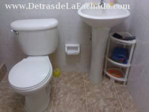 Carlos Roloff No. 160 entre cuarta y quinta Reparto Flores