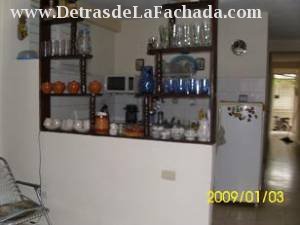 Casa Principal - vista de cocina a comedor