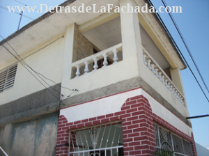 Ave. Camilo Cienfuegos No. 34 alto e/ Onelio Días y Abelardo Castro