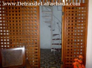 Division al lobby, escalera a segunda planta