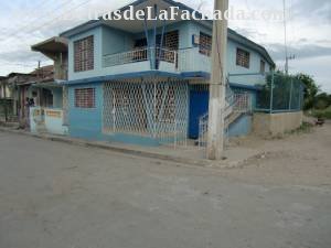 Cespedes Esquina Avenida # 202