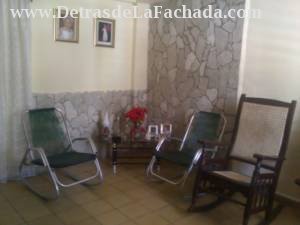 Carlos Roloff No. 160 entre cuarta y quinta Reparto Flores