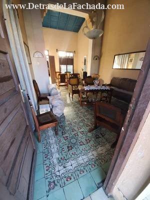 Carretera de Sagua, Num.184 e/ Artime y 10ma