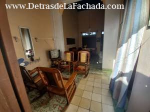 Carretera de Sagua, Num.184 e/ Artime y 10ma