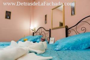 Colòn 225 entre E.P.Morales y Serafìn Garcìa.