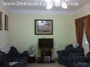 Calle San Pedro entre Independencia y Marti, Santa Clara,  villa clara