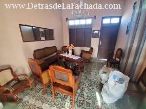 Carretera de Sagua, Num.184 e/ Artime y 10ma