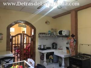 Padre Tuduri #51 e/ Juan B Zayas y Esquerra