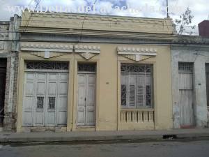 Maceo No. 369 e/Nazareno y Síndico