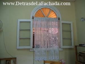 CALLE COLÓN e/ CARIDAD Y SÍNDICO