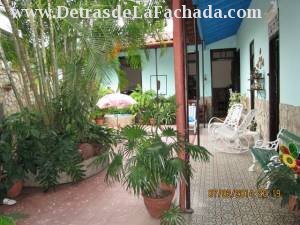 Partial view of the inner courtyard from the parlo
