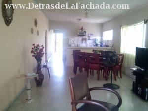 Calle 4ta No. 21 e/ B y Río. Reparto Caridad de Méndez