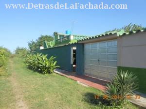 Garaje y entrada Lateral