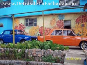 Costado con Mural