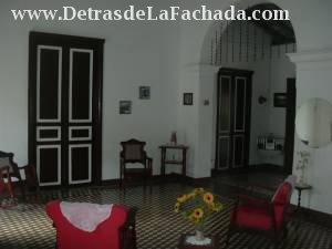 2 bedrooms in front of living room