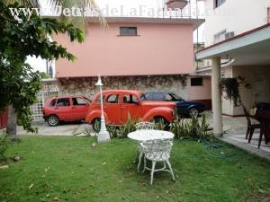 AVE 3RA # 9401 BAJOS