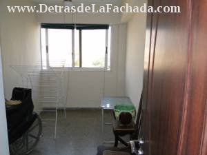 Room 3 facing the South G Street