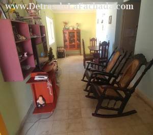 Aguiar 453 entre Amargura y Lamparilla